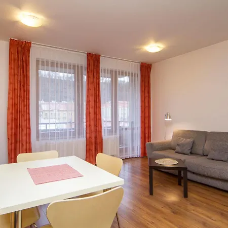 Apartment 3d *