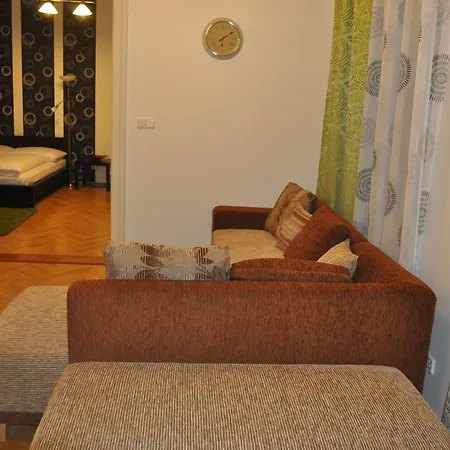 The Family's Nest Apartment