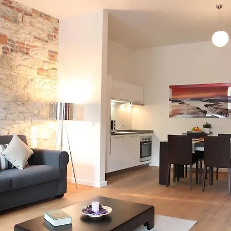 Apartment River *