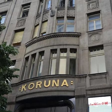 Merchants Crown Suites And Spa Hotel 5*