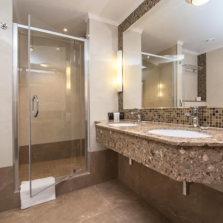 Merchants Crown Suites And Spa 5* Prague