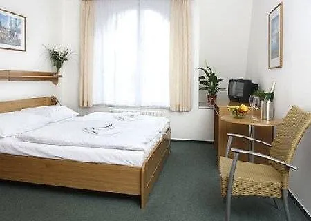 Hotel Oya