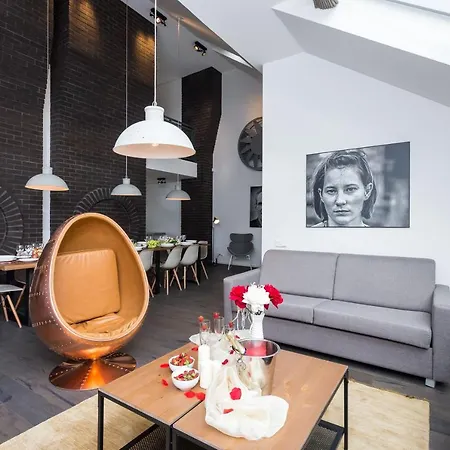 Apartment Empirent Beautiful Duplex