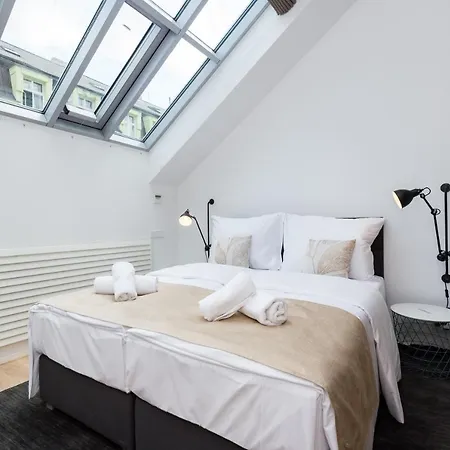 Apartment Empirent Beautiful Duplex Prague