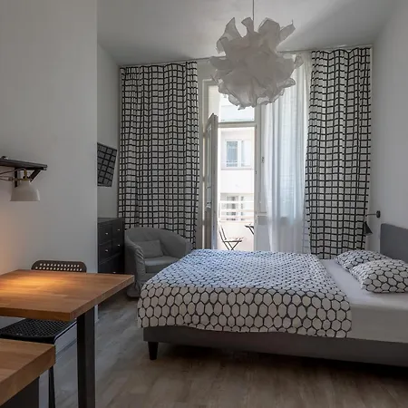 Best Place Apartment *