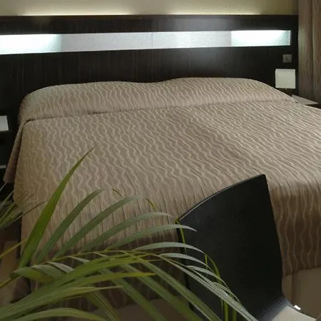 Hotel Galaxie 4*
