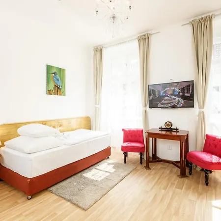 Siesta * Praga