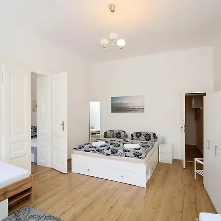 Apartment Beautiful Ujezd