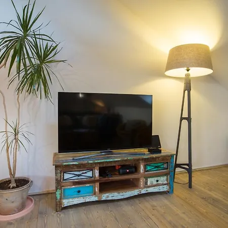 Gigantic Boho Chic 3 Bedroom 3 Bathroom Loft With Hanging Chair Lägenhet *