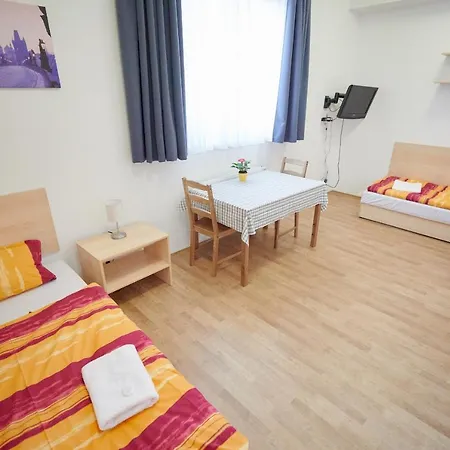 Ξενοδοχείο University Hotel