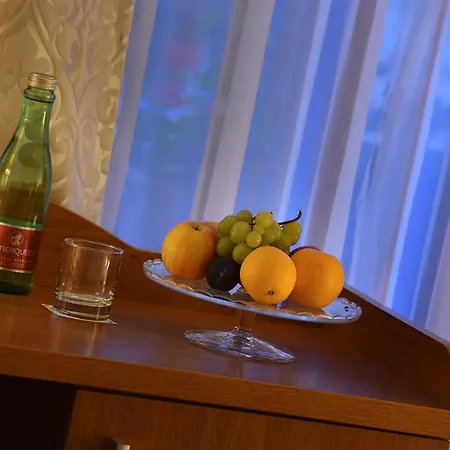 U 3 Pstrosu Отель 4*