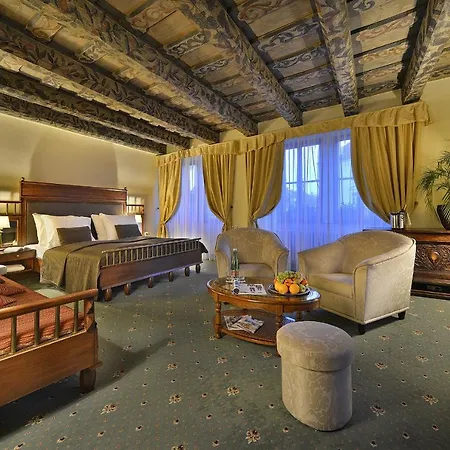 U 3 Pstrosu 4* Прага