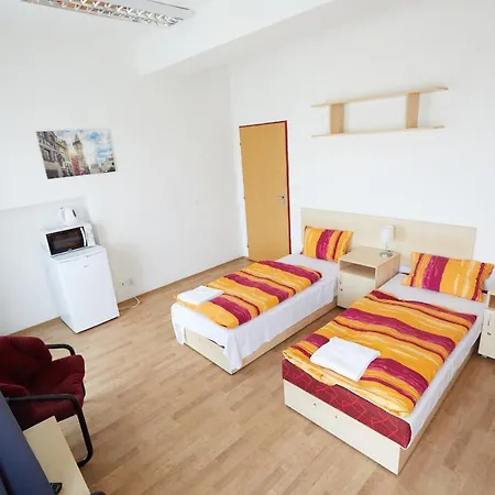 University Hotel 2* Πράγα