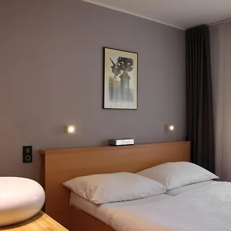 Blue Orange 4* Prag