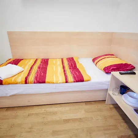 University Hotel 2* Πράγα