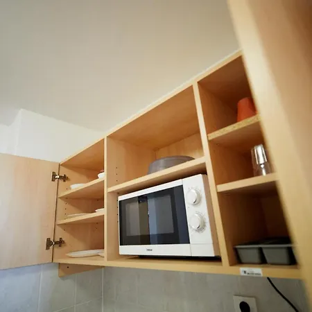 University Hotel Ξενοδοχείο 2*