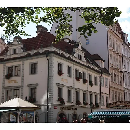 Golden Age Hotel