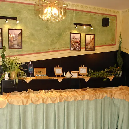 Ea Jasmín Hotel