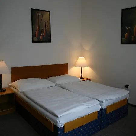 Ea Jasmín 3* Praha