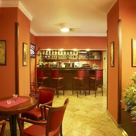 Aramis 4* Prague