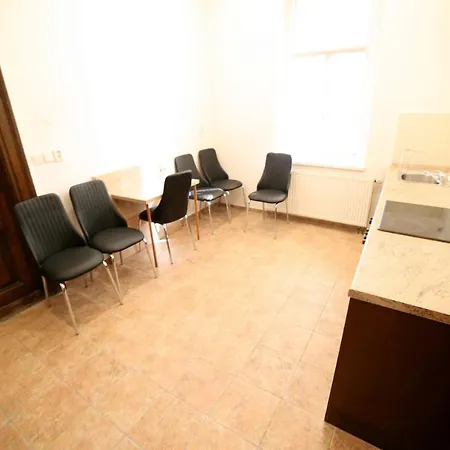 Hotel Leon 3*