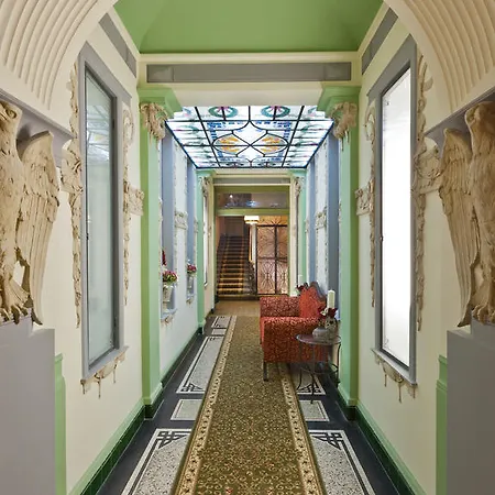 Aparthotel Prague Holiday Apartments 4*