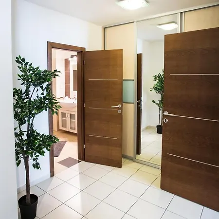 Qik Apartment *