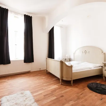 Apartment Days - Stylish New Town Prague