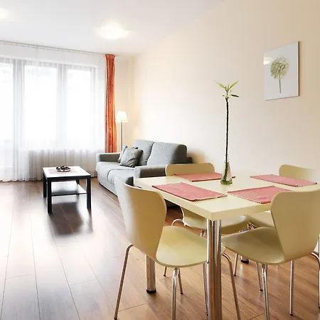 Apartment 3d *
