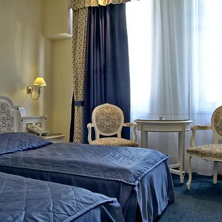 Ambassador Zlata Husa 5* Praga