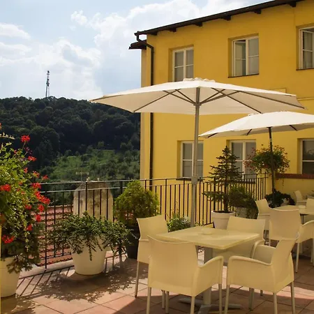 Otel Domus Henrici 4*