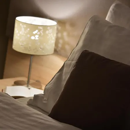 Hotel Three Crowns 3*