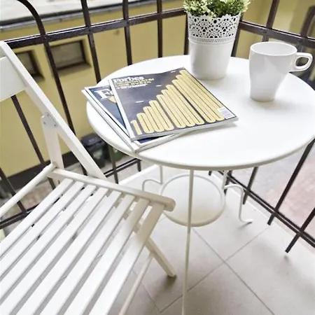 With 2 Bathrooms- 5 Minutes From Old Town - 102 M2 Apartment Prague
