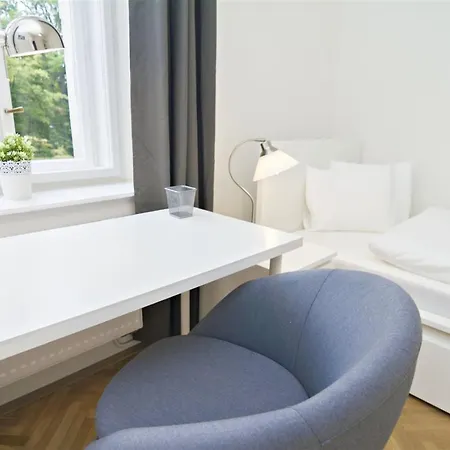 Apartment With 2 Bathrooms- 5 Minutes From Old Town - 102 M2 Prague