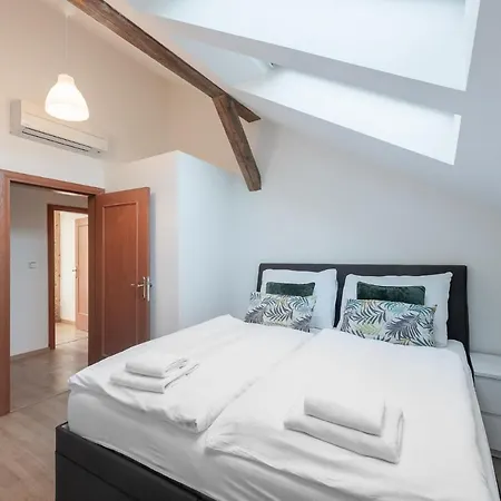 Apartment Tesnov Grande