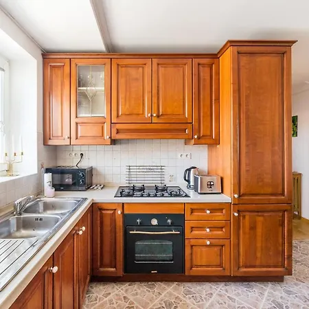 Apartment Alone 5br+3bath Penthouse In Center Of *