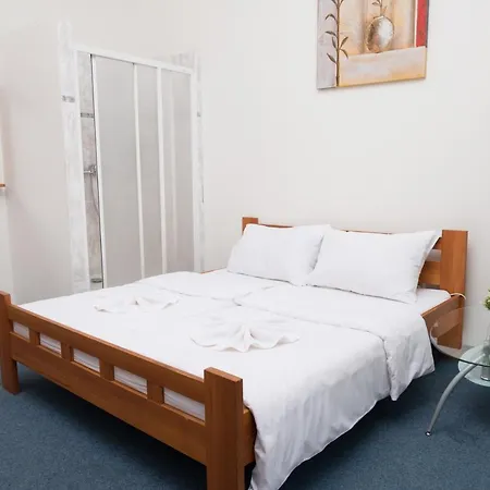 Club Bed & Breakfast