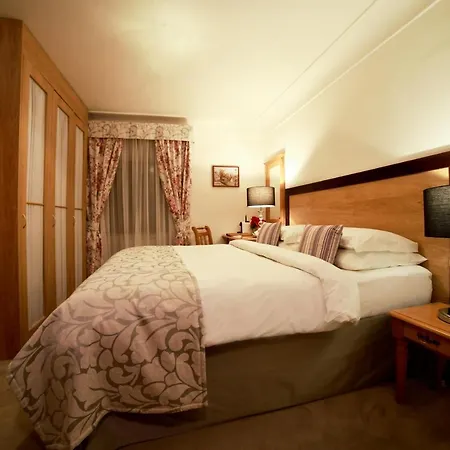 Questenberg Hotel 4*