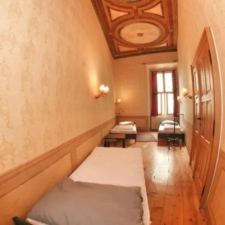 Hostel Homer - Old Town Square Praga