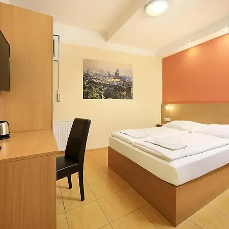Basement Old Town Apartment Prague