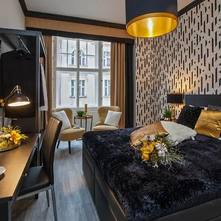 Golden Otel 4*