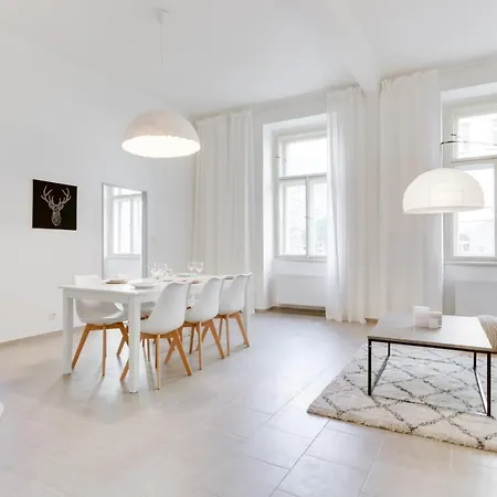 Aparthotel L.i.a S.r.o Prague