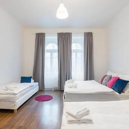 Apartment Tesnov Grande