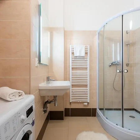 Tesnov Grande Apartment Prague