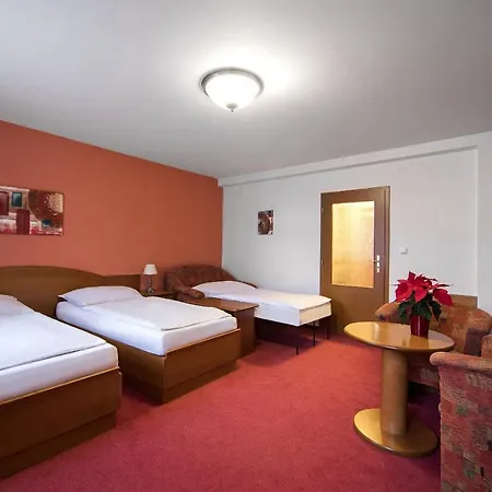 Attic 3* Prague