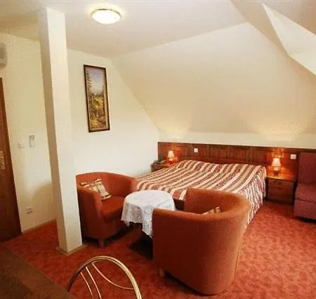 Hotel Pawlovnia 3*
