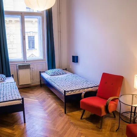 Hostel Cosmopole *