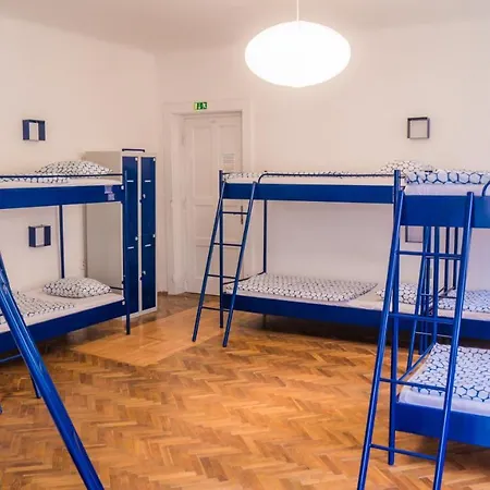 Hostel Cosmopole *