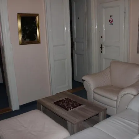 Club Bed & Breakfast