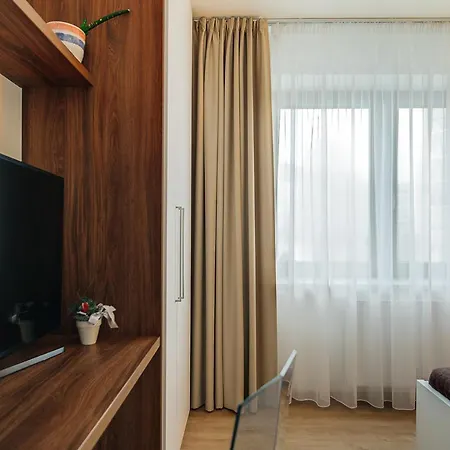 Exclusive In Luka Apartment *